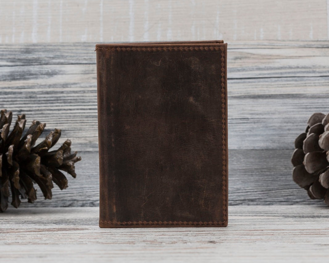 Antic Brown Leather Passport Holder