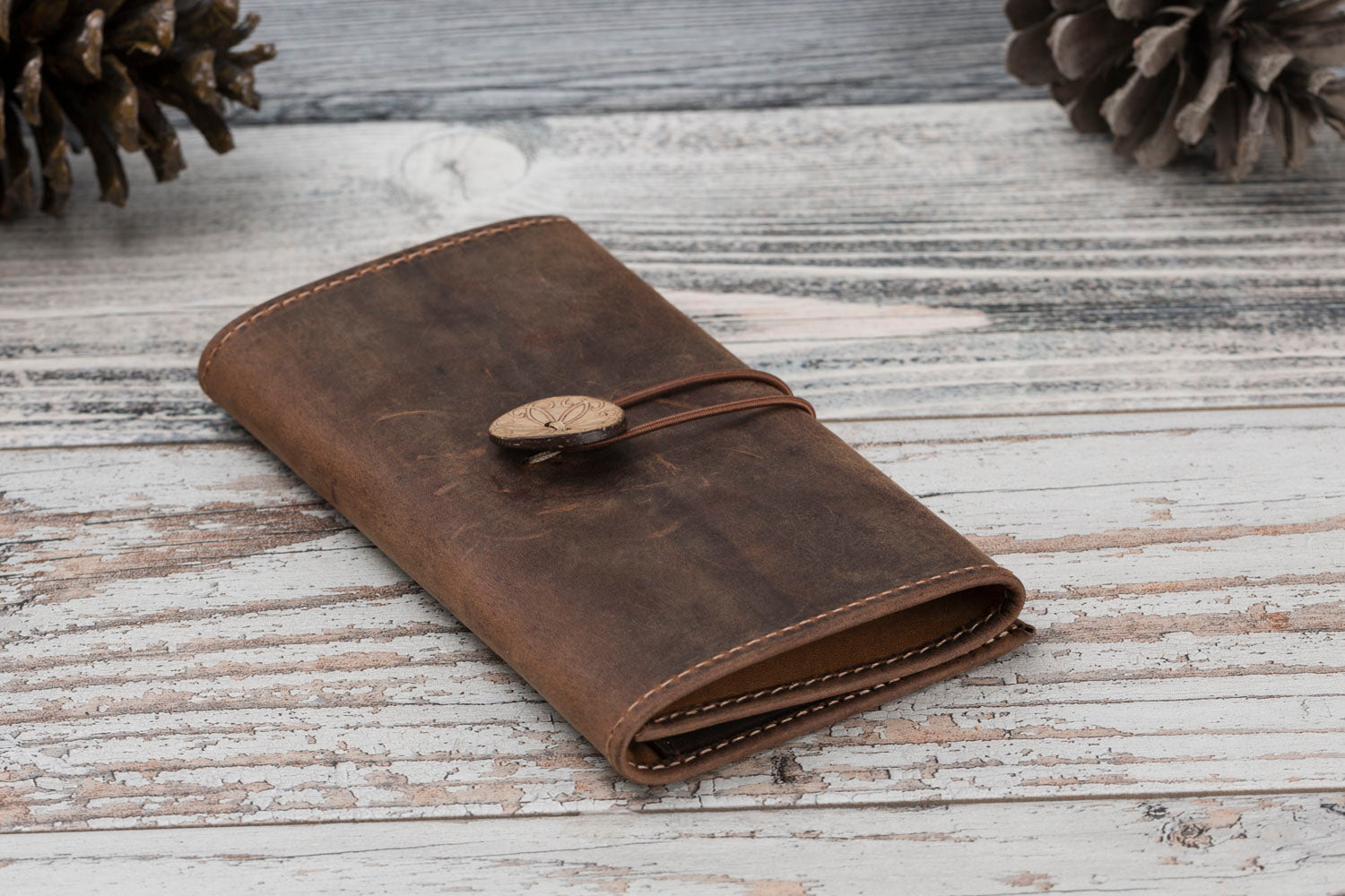 Antic Brown Leather Cable Organizer