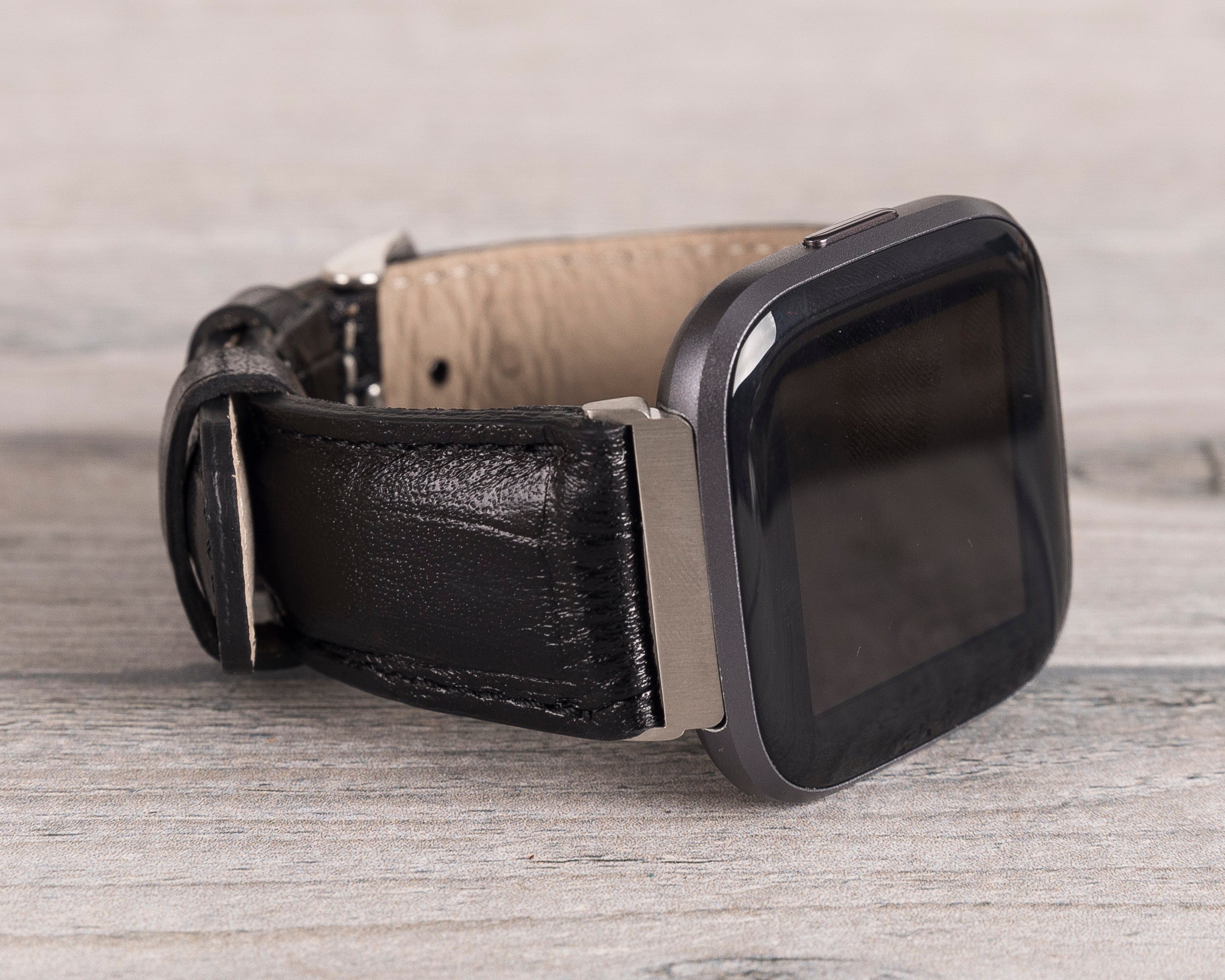 Black Croco Pattern Leather Classic Fitbit Watch Band